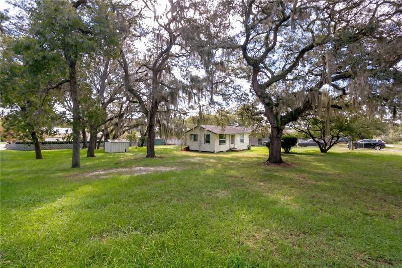 1 bedroom Single Family Residence at 819 Kirk Street, Orange Heights, Orlando — photo 2