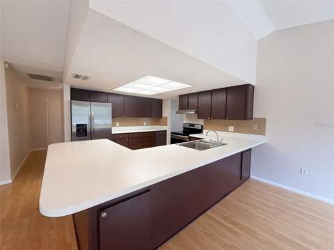 12054 Joe Herrmann Drive, San Antonio FL - photo 7 of 31