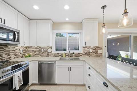 10603 Carrollbrook Way #10603, Tampa FL - photo 9 of 38