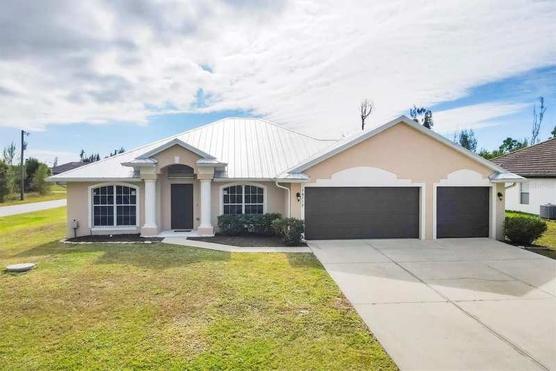 4 bedroom Single Family Residence at 15117 Lyneburg Avenue, Port Charlotte Sec 082, Port Charlotte — photo 1