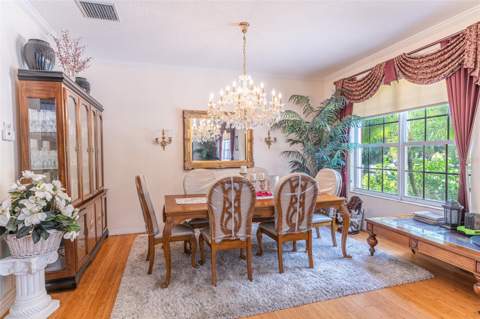 915 Hickory Fork Drive, Seffner FL - photo 8 of 47