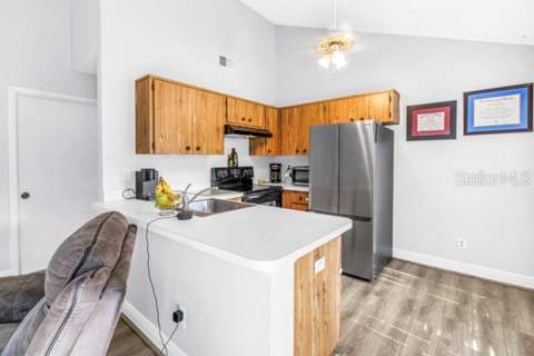2672 Megan Court, Palm Harbor FL - photo 6 of 6