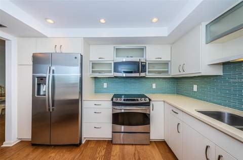 5130 Brittany Drive #202, St Petersburg FL - photo 7 of 25