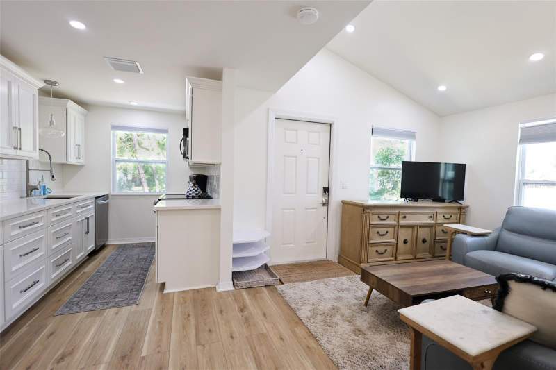 3 bedroom Single Family Residence at 4501 70th Street, St Petersburg, St Petersburg — photo 5