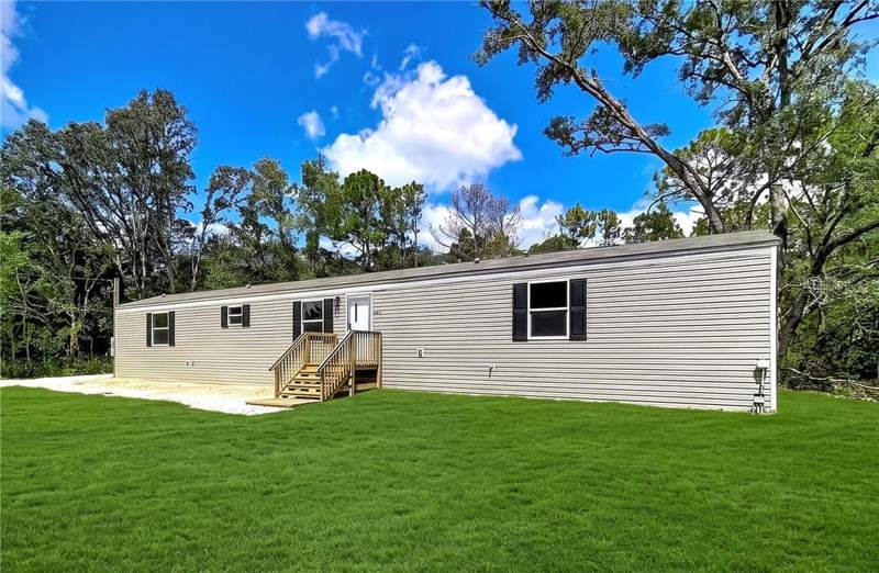 3 bedroom home at 549 W Kahns Lane, Lecanto, Lecanto — photo 3