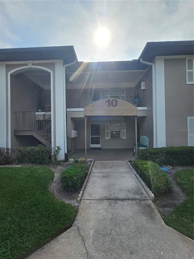 1 bedroom Condominium at 5265 E BAY DRIVE #1013, BAY OAKS CONDO, CLEARWATER — photo 1
