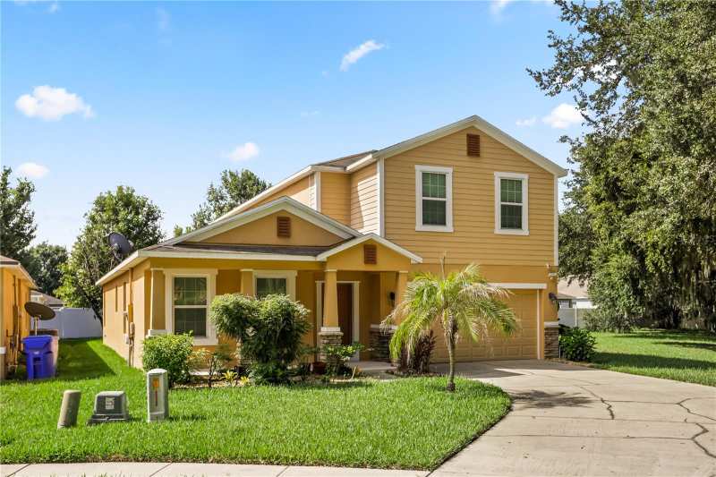 4 bedroom Single Family Residence at 3637 Black Dog Court, Oak Bend Replat Tavares, Tavares — photo 1