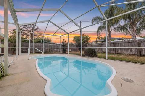 211 89th Avenue, St Petersburg FL - photo 20 of 32