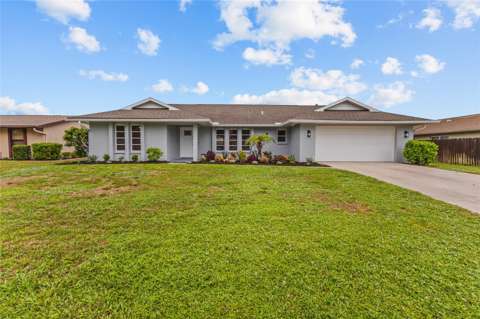 4308 Pasadena Circle, home for sale in Sarasota 34233