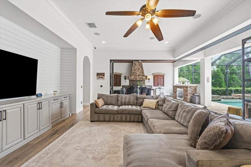 6 bedroom Single Family Residence at 16303 Dunlindale Drive, Fishhawk Ranch, Lithia — photo 4