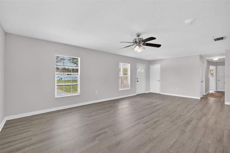 3 bedroom Single Family Residence at 705 Mike Avenue, Fruitland Park Park Acres Unit 02, Fruitland Park — photo 5