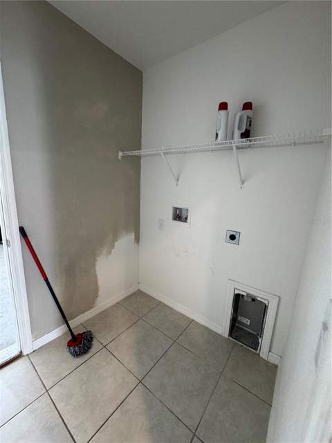 36569 Smithfield Lane, Zephyrhills FL - photo 21 of 30