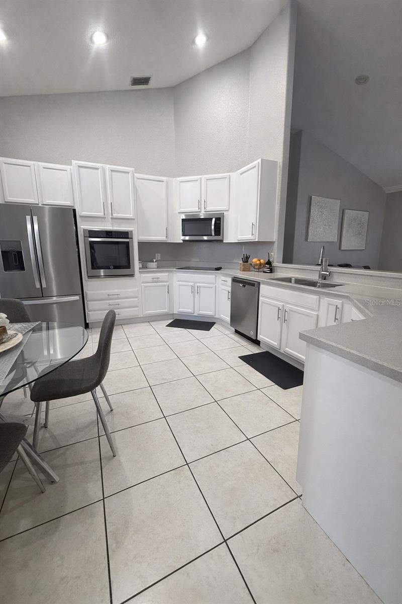 3 bedroom Single Family Residence at 2240 Bagdad Avenue, Rocket City, Orlando — photo 3