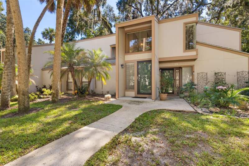 2 bedroom Condominium at 20 Mid Oaks Circle, Palm Coast Fairways Condo, Palm Coast — photo 1