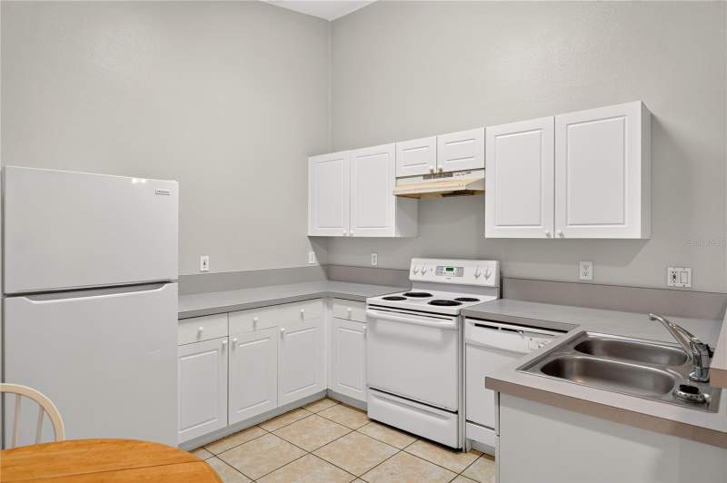 3 bedroom Condominium at 8831 Grand Palms Cir, Apt B, Grand Palms Condo, Kissimmee — photo 4