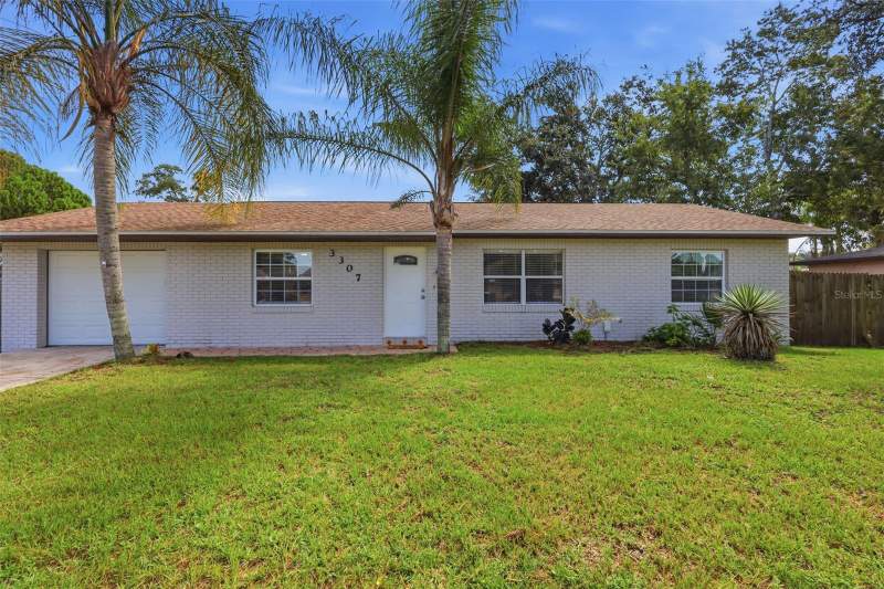3 bedroom Single Family Residence at 3307 Pine Tree Drive, Florida Shores 01, Edgewater — photo 5