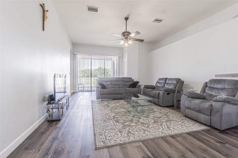 11345 Flora Springs Drive, Riverview FL - photo 14 of 35