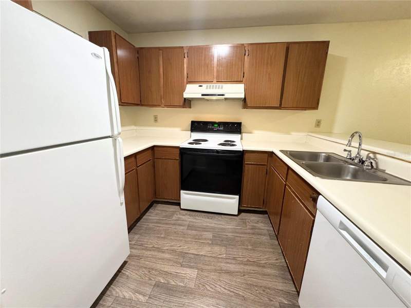 2 bedroom Condominium at 83 SE 16th Avenue #E303, Treehouse Village, Gainesville — photo 3