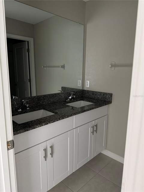 15434 Miller Creek Drive, Sun City Center FL - photo 16 of 25
