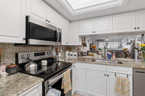 103 1st Street #115, St Petersburg FL - photo 9 of 53