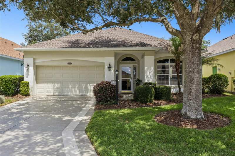 3 bedroom Single Family Residence at 24403 Amberleaf Court, Plantation At Leesburg Rosedown Village Lt, Leesburg — photo 1