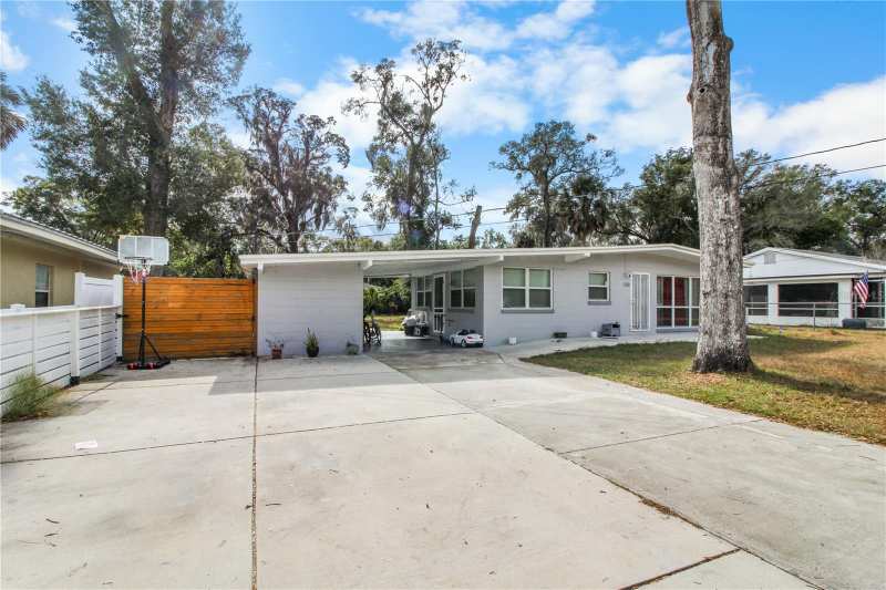 2 bedroom Single Family Residence at 762 Temple Avenue, Camellia Park, Orange City — photo 1