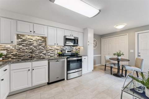 629 Woodridge Drive, Fern Park FL - photo 6 of 6