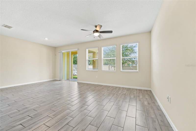 3 bedroom Townhouse at 302 Muscogee Lane, Econ Trls Ph 2, Orlando — photo 4