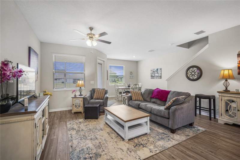 3 bedroom Townhouse at 11240 Cay Spruce Way, Mirada, San Antonio — photo 3