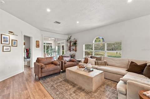 624 Kingsmill Court, Oldsmar FL - photo 17 of 47