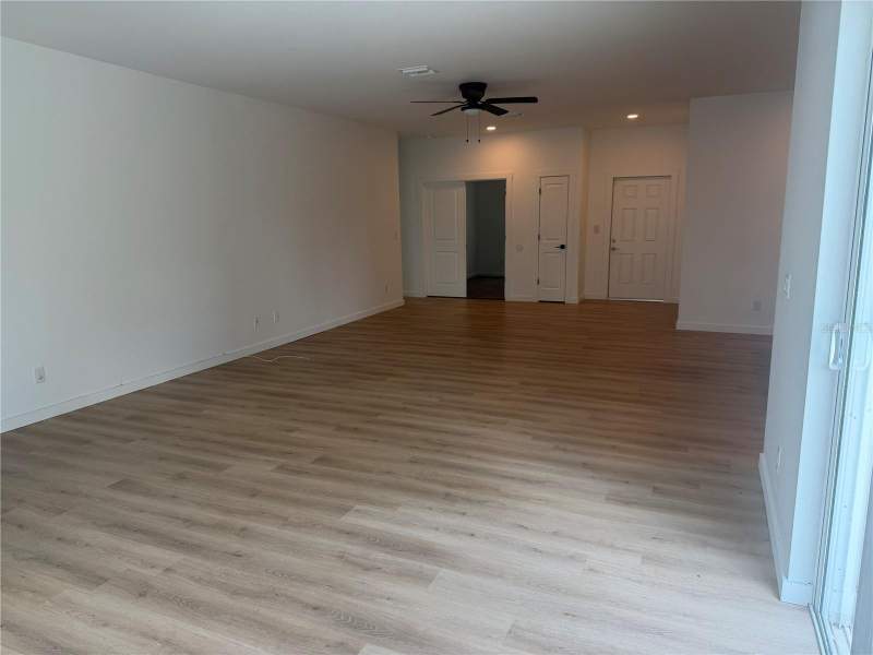 3 bedroom Single Family Residence at 319 Spaulding Street, Port Charlotte Sec 038, Port Charlotte — photo 4