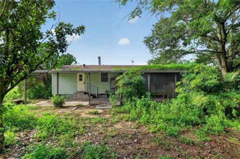 9550 Silverbend Drive, home for sale in Dade City 33525