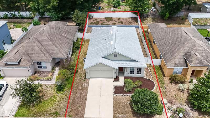 3 bedroom Single Family Residence at 25143 Chipshot Court, Fairways At Mt Plymouth Ph 04, Sorrento — photo 2