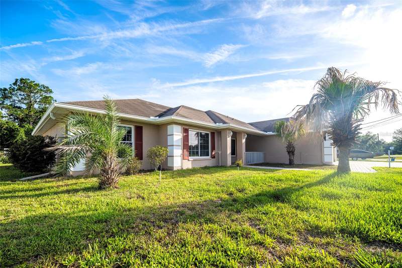 4 bedroom Single Family Residence at 12036 Penguin Avenue, Royal Highlands, Weeki Wachee — photo 3