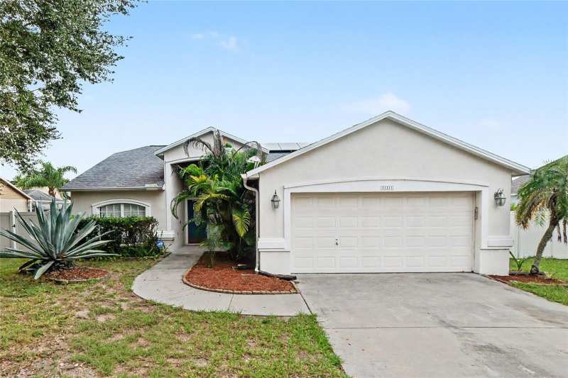 3 bedroom Single Family Residence at 11211 Andy Drive, Cristina Ph II Unit 3, Riverview — photo 1