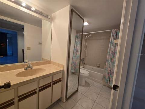 5280 Coral Court #614, Orlando FL - photo 10 of 11