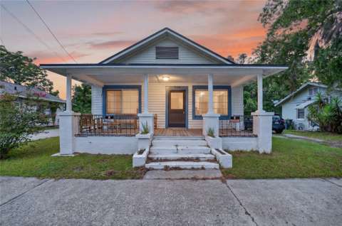 926 NE 8Th Avenue, home for sale on NE 8Th Avenue