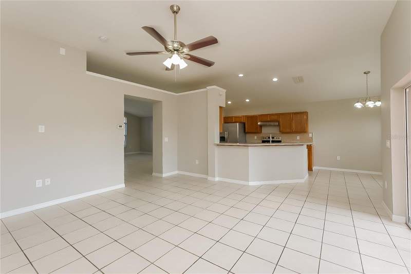 4 bedroom Single Family Residence at 1723 Westerly Dr, Providence Lakes Unit III Phas, Brandon — photo 5