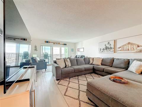 400 64th Avenue #1204, St Pete Beach FL - photo 14 of 46