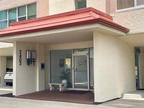 2403 S Ardson Place #402B, Tampa FL - photo 6 of 6