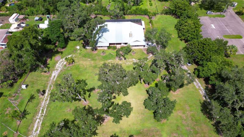 3 bedroom Single Family Residence at 914 S Miller Road, Valrico, Valrico — photo 2