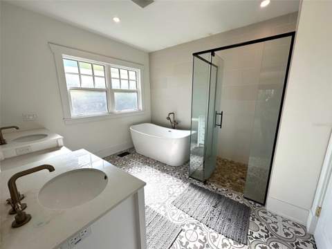 138 W Stetson Avenue, Deland FL - photo 9 of 19