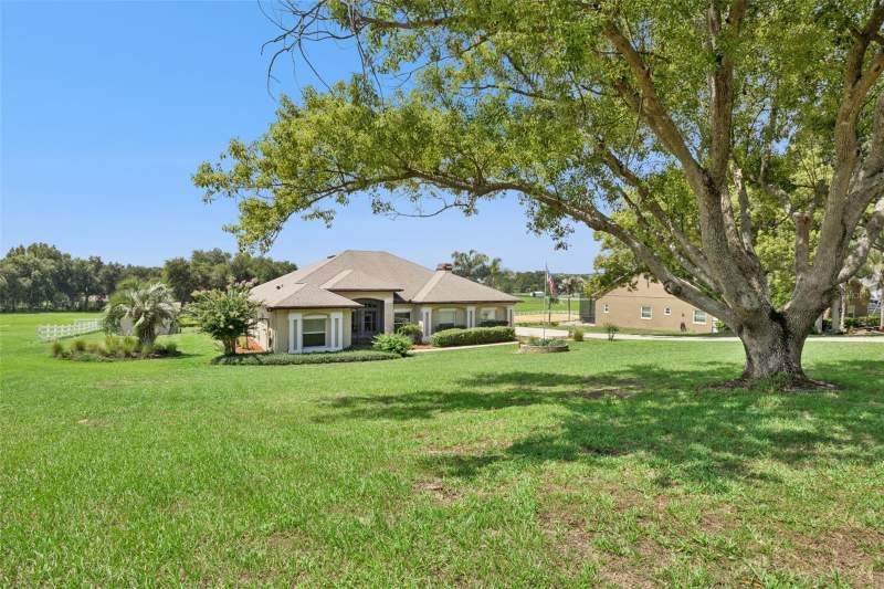 3 bedroom Single Family Residence at 15734 Thoroughbred Lane, Trails Of Montverde Sub, Montverde — photo 2