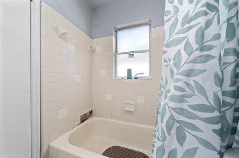 2062 Tropic Bay Court, Orlando FL - photo 19 of 34