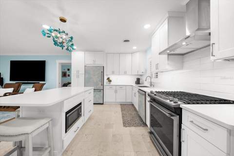 751 Mandalay Avenue, Clearwater Beach FL - photo 10 of 58