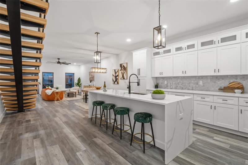 2 bedroom Townhouse at 6206 64th Way, Latitudes In The Park Twnhms, Pinellas Park — photo 2