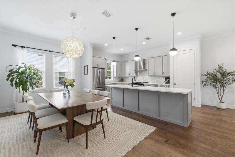 3 bedroom Townhouse at 2442 W Mississippi Avenue #1, Belfair Park Twnhms Pt, Tampa — photo 3
