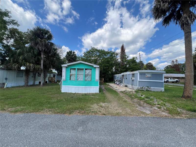33 bedroom Mobile Home at 30 Wafford Street, Umatilla Smiths A J, Umatilla — photo 2