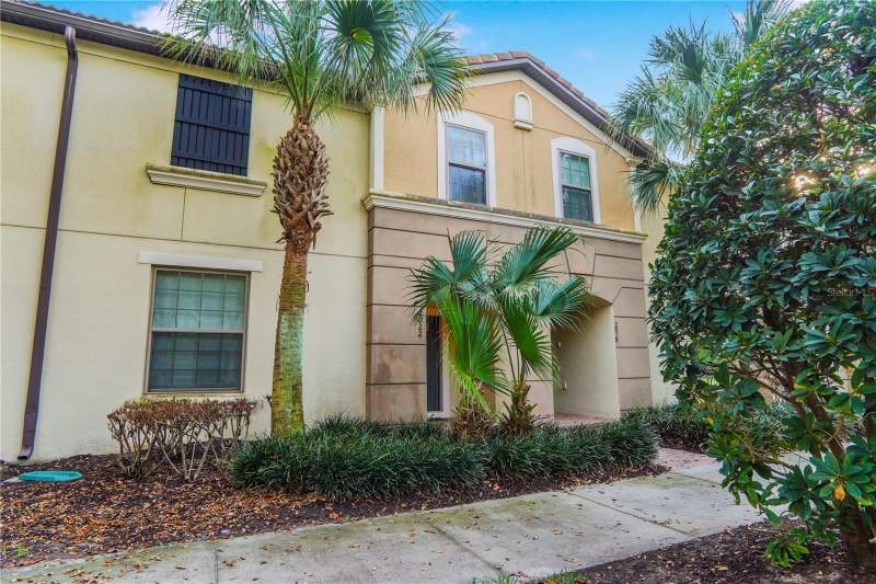 4 bedroom Townhouse at 2022 Majorca Drive, Windsor At Westside Ph 1, Kissimmee — photo 2