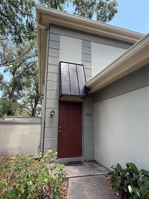 6206 Dewdrop Way, home for sale in Temple Terrace 33617